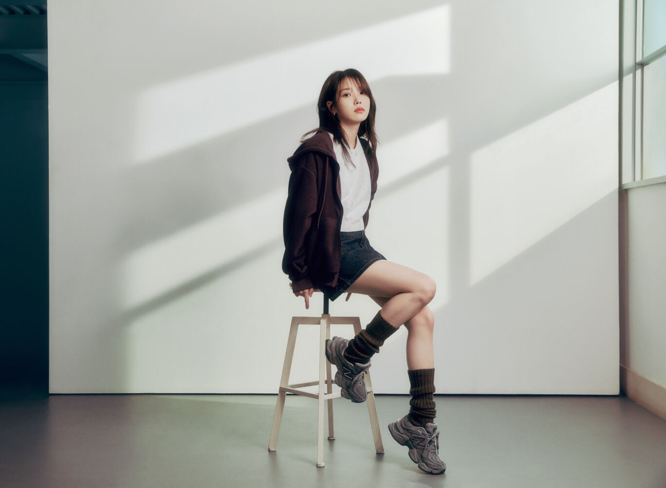 ★New Balance★ NBNEF31693 UNI TRACK CLUB LINGERIE WHITE NBN New Balance UNI Track Club Ringer Tee Casual Lifestyle T